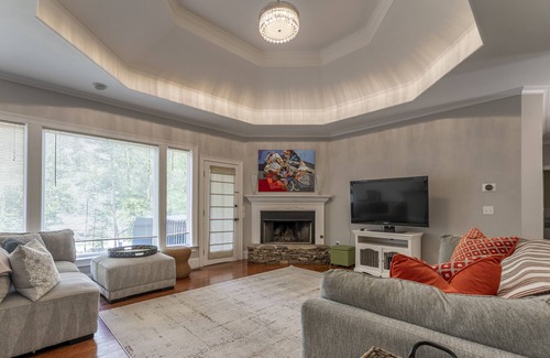 Gainesville House | Serene Getaway on Lake Lanier. Enjoy beautiful views any time of the year.