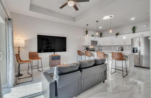 Westminister Apartment | Serene Golf View Retreat Duplex