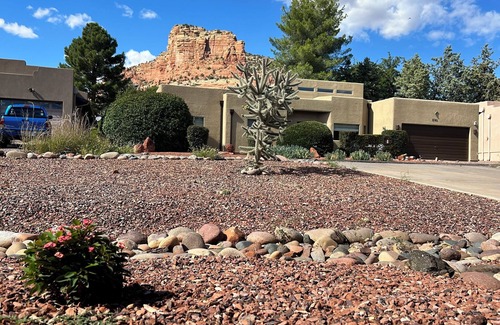 Oak Creek Villa | Serene Golfside Retreat
