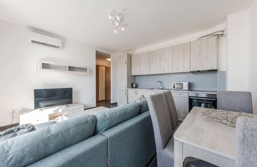 Sakës Apartment | Serene Haven Talea by PikHost