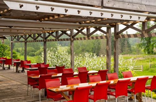 Mauricie House | Serene Haven w/Onsite Dining, Near Mauricie Park | Perfect Nature Enthusiasts