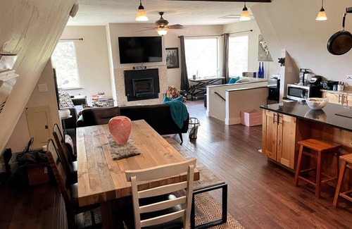 Saint Mary's Cabin | Serene High-Country Mountain Winter Getaway w/Hot Tub