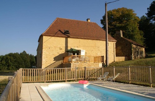 Loubejac House | Serene Holiday Home in Loubejac with Private Swimming Pool
