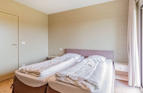 Alveringem House | Serene Holiday Home in Gijverinkhove with Terrace, Garden