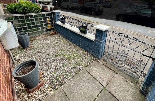 Bedworth House | Serene Home: 4BR Getaway in Bedworth