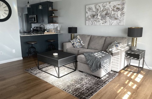 Midland City House | Serene Home