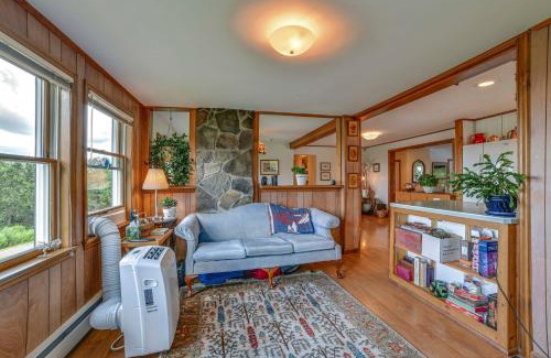 Jefferson House | Serene Home with Deck, Pond and Mtn Views in Jefferson