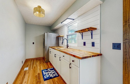 Caryville House | Serene home with private dock, waterslide & fully equipped kitchen