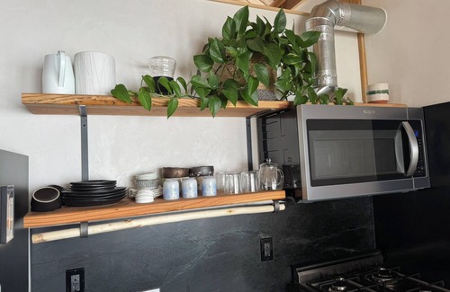 Enterprise House | Serene Japanese Home with Breathtaking Views in Oregon — Only 15 Min to Joseph