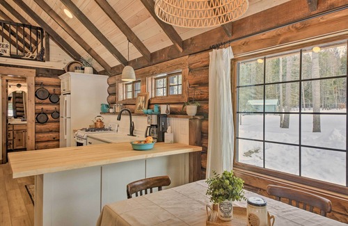 Bonners Ferry Cabin | Serene Kootenai Cabin - 3 Mi to Dtwn & River!