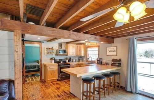 Deposit House | Serene Lake House With A View