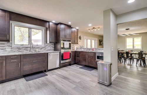 Clarkridge House | Serene Lakefront Mountain Home Getaway w/Atrium!