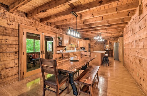 Penrod Cabin | Serene Lewisburg Lakefront Retreat w/Dock