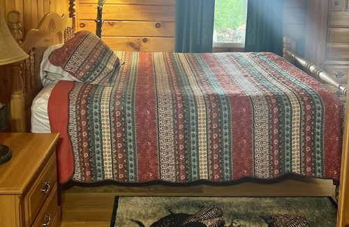 Stafford Cabin | Serene Log Home Awaits Your Stay