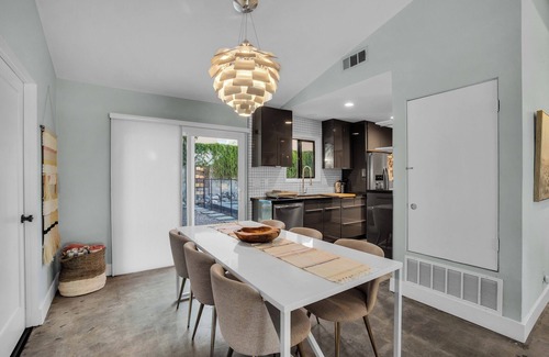 Cathedral City Cove House | Serene Majestic Views & Walkable to Virtually All!