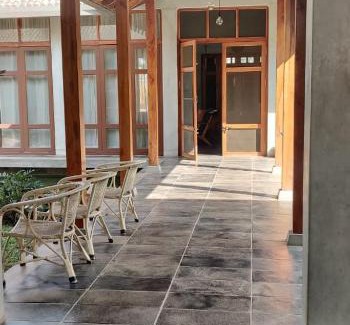 Manchanabele Villa | Serene meadows villa