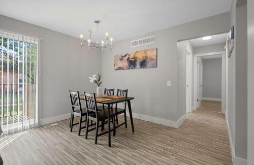 Rochester Apartment | Serene & Modern Haven for Relaxation