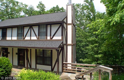 Basye Apartment | Serene Mountain Area- 1 BR, Hiking, Biking, Golf, Skiing