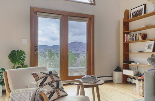 Montgomery Center Cabin | Serene Mountain Cabin on 25 Acres with Private Pond