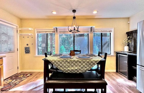 Pollock Pines Cabin | Serene Mountain Escape-Cozy Cabin Near Sly Park