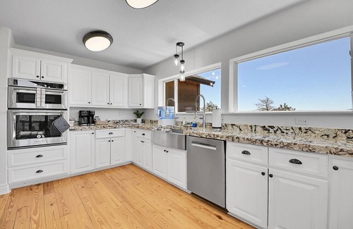 Bailey House | Serene Mountain Retreat w/Hot Tub & Stunning Views