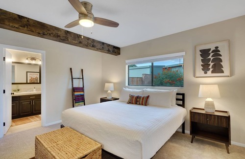 Tucson House | Serene Mountain Retreat