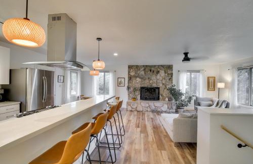 Palmer House | Serene Palmer Home Walk to Downtown and Riverfront!