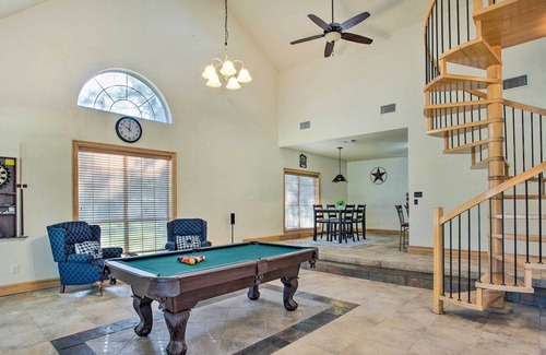 Quinlan House | Serene Quinlan Home w/ Dock on Lake Tawakoni!