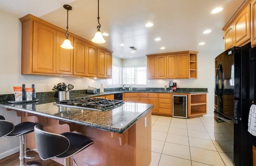 Willow Glen House | Serene San Jose 3BR w/Parking, nr Museum, Bars & Shops, by Blueground