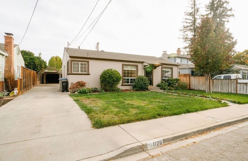 Willow Glen House | Serene San Jose 3BR w/Parking, nr Museum, Bars & Shops, by Blueground