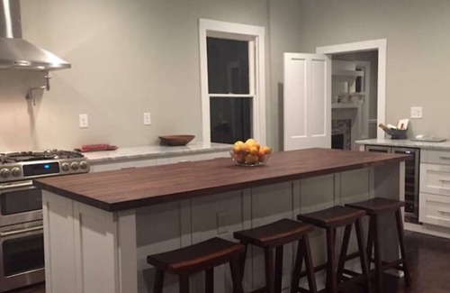 Mattaponi House | Serene Sauna Retreat with Chefs Kitchen, Luxury Beds & Luxury Baths