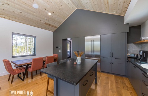 Big Sky House | Serene Ski in/Ski out, Lake Cabin! Private Hot Tub, 7 Minutes to Resort!