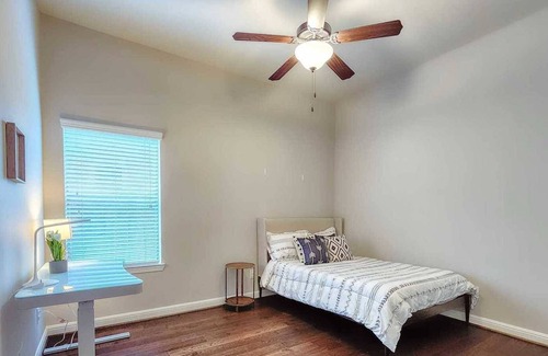 Jersey Village House | Serene Sky on Cherry Hills Dr
