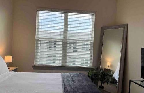 Southside Apartment | Serene Stay Rental Unit With Pool