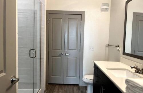 Southside Apartment | Serene Stay Rental Unit With Pool