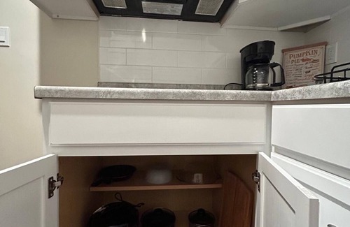 East Tampa Apartment | Serene studio