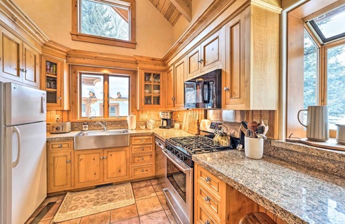 Weyyakin Ranch House | Serene Sun Valley Home w/Hot Tub & Mtn Views