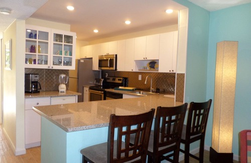 Key Largo Condo | Serene Sunsets Await - Tropical Island Getaway Without The Extensive Travel