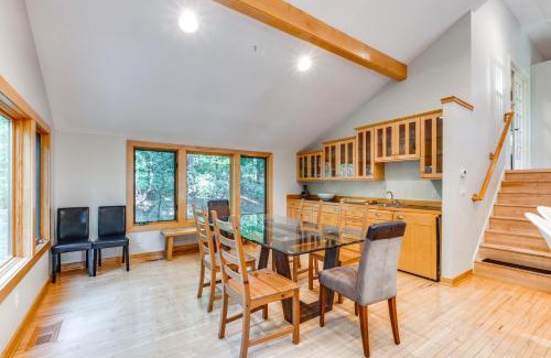Suttons Bay House | Serene Suttons Bay Home with Fire Pit and Wooded Yard