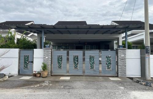 Kepala Batas Villa | Serene Villa