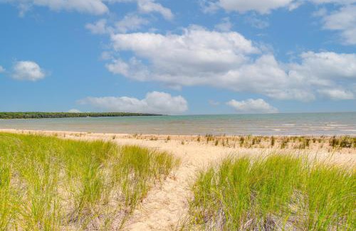 Washington Island House | Serene Washington Island Getaway with Private Beach!