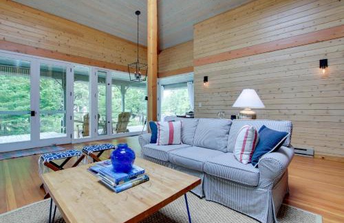 Washington Island House | Serene Washington Island Getaway with Private Beach!
