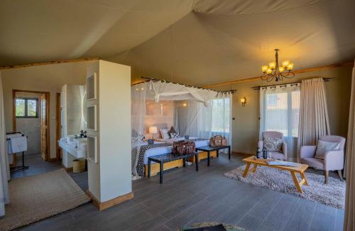 Kogatende Cabin | Serengeti River Camp