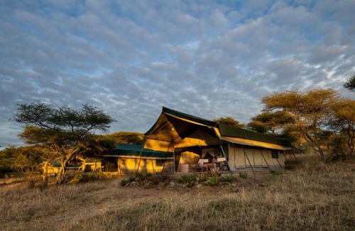 Serengeti National Park Cabin | Serengeti Woodlands Camp