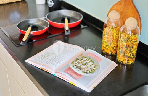 Cikini Apartment | Serenia by Kozystay - Menteng