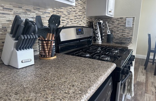 El Cajon House | Serenity and Comfort Await: Charming El Cajon Retreat for Your Perfect Getaway!