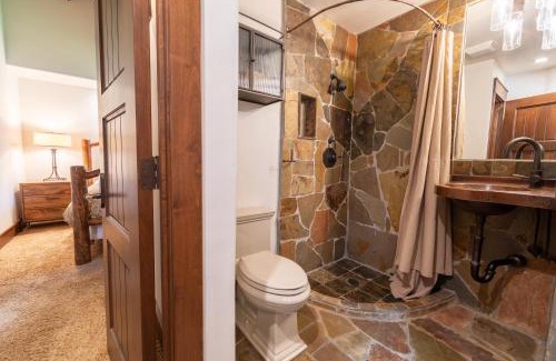Lake Forest House | Serenity at Dollar Point - Luxurious 4BR w Private Backyard