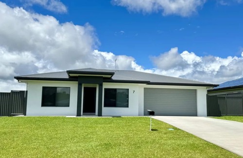 Mareeba House | Serenity at the Edge