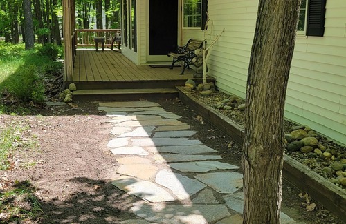 Michaywe House | Serenity at the Pine House: Get Away from it All
