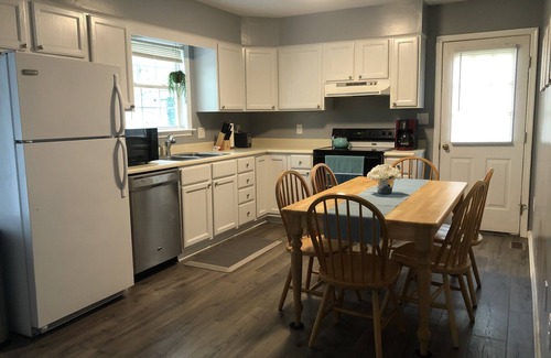 Mount Jackson House | Serenity at The Shamrock